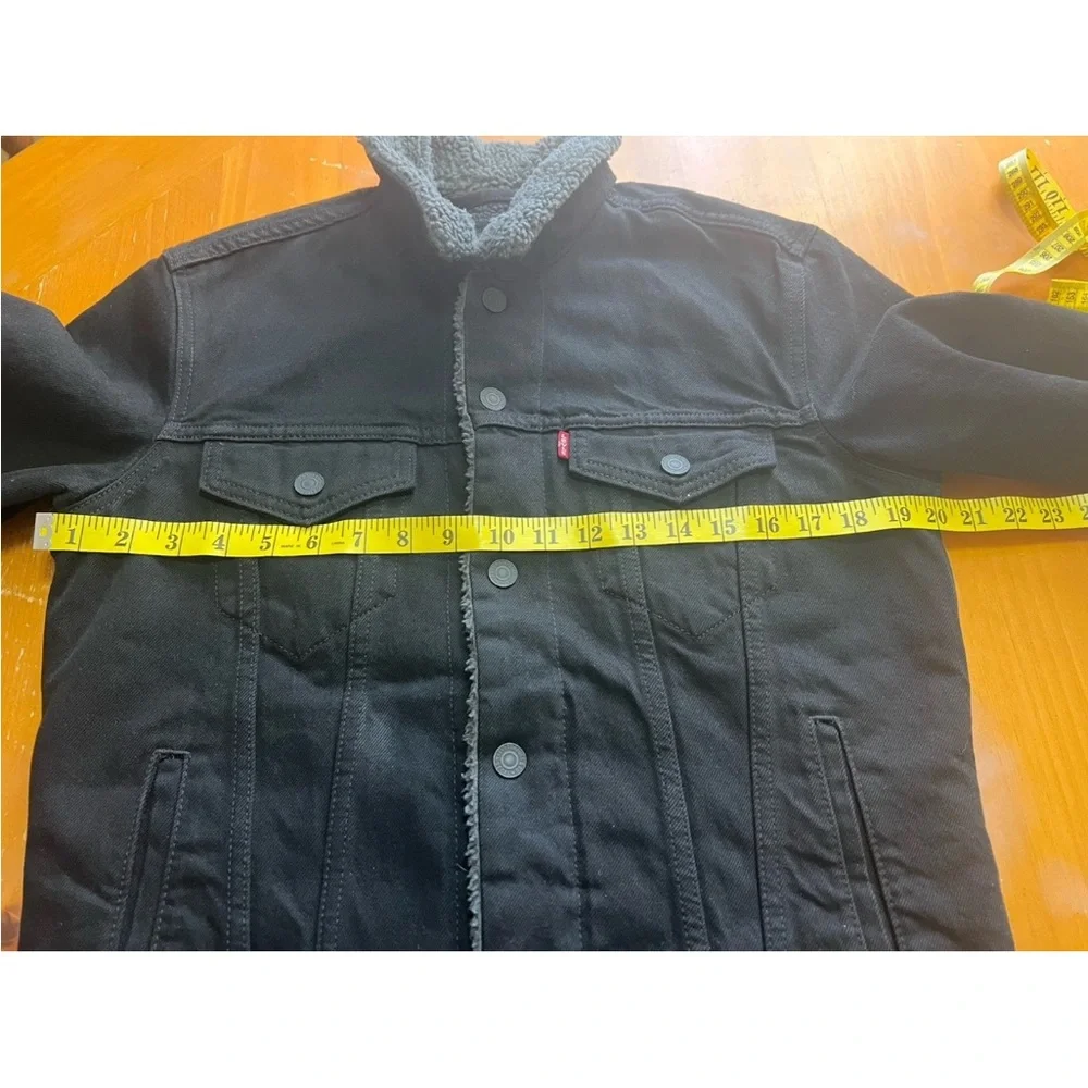 Levi's Black Sherpa Lined Denim Jacket - Picture 8 of 11